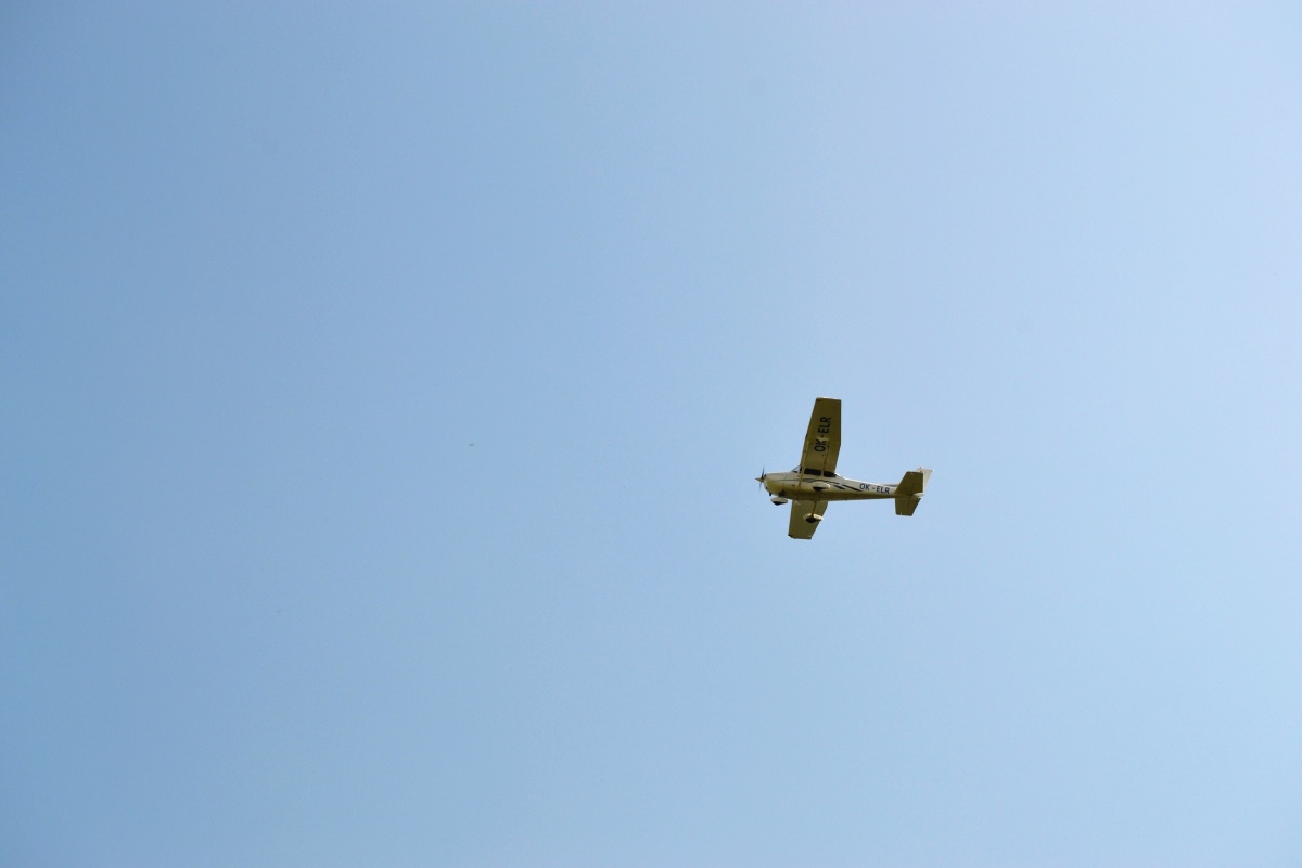 07 - Průzkumný letoun luftwaffe fiseler, či arrado, anebo já nevím co? Zkrátka jsme ten průvodní komentář neslyšeli, tak nevíme zda to byl šturmovik, či co?