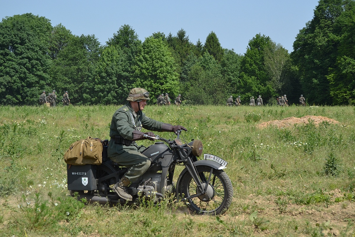48 - německá motospojka