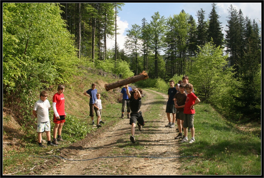 35 - tento závod vyhrávají Rysi