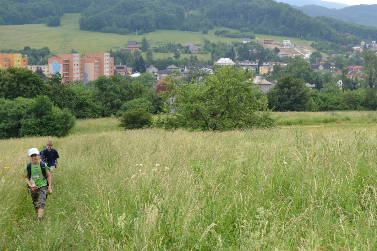 32 - stoupáme k hlohovým hájům