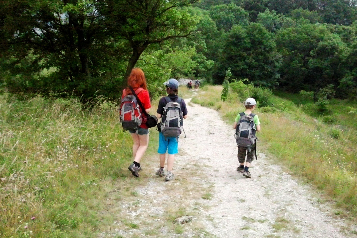 39 - z horních teras dolů, k jezírku! 