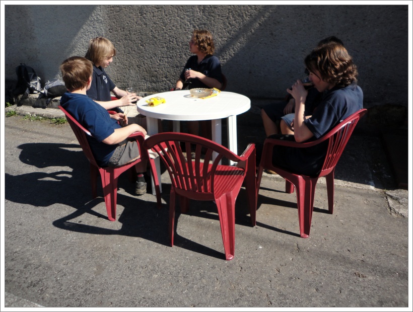 47 - v hospodě na Šancích jsme vyšli naprázdno - pouze kofola. Korbačiky došly!