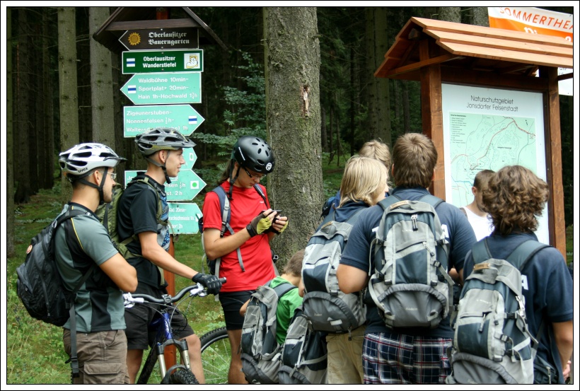 070 - potkali jsme se s bikery u parkoviště v Johnsdorfu